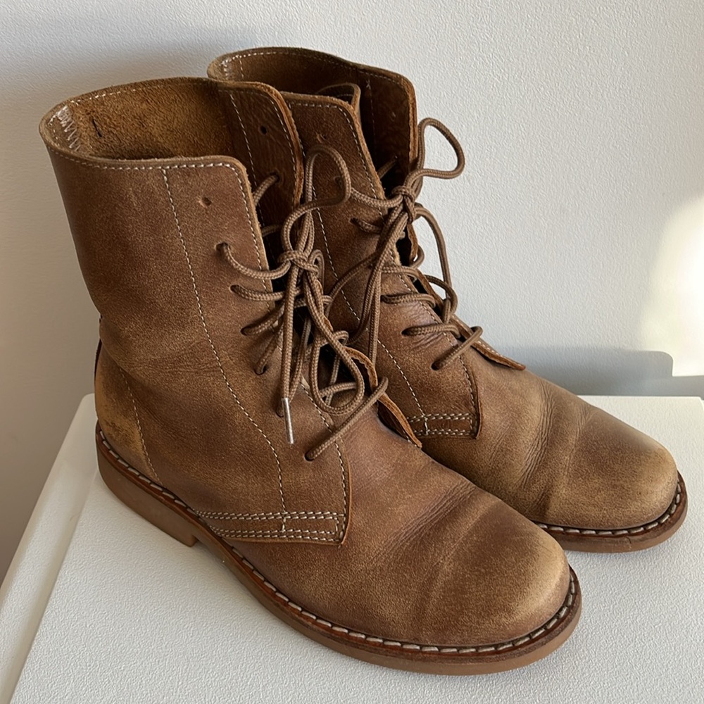 Roots tribe boots